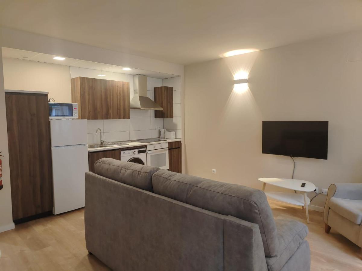 Apartamentos Picasso Alcalá de Henares Dış mekan fotoğraf